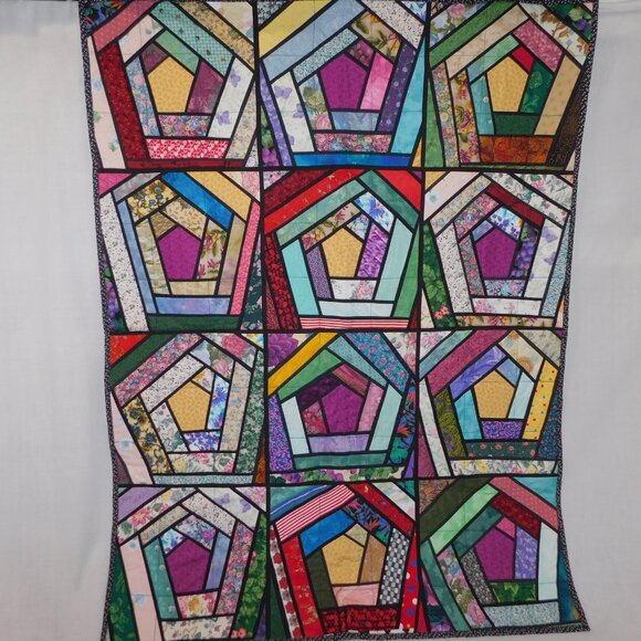 Handmade Bright colourful Pentagon Pattern 36" x 48" lap / Baby Quilt - Picture 8 of 8